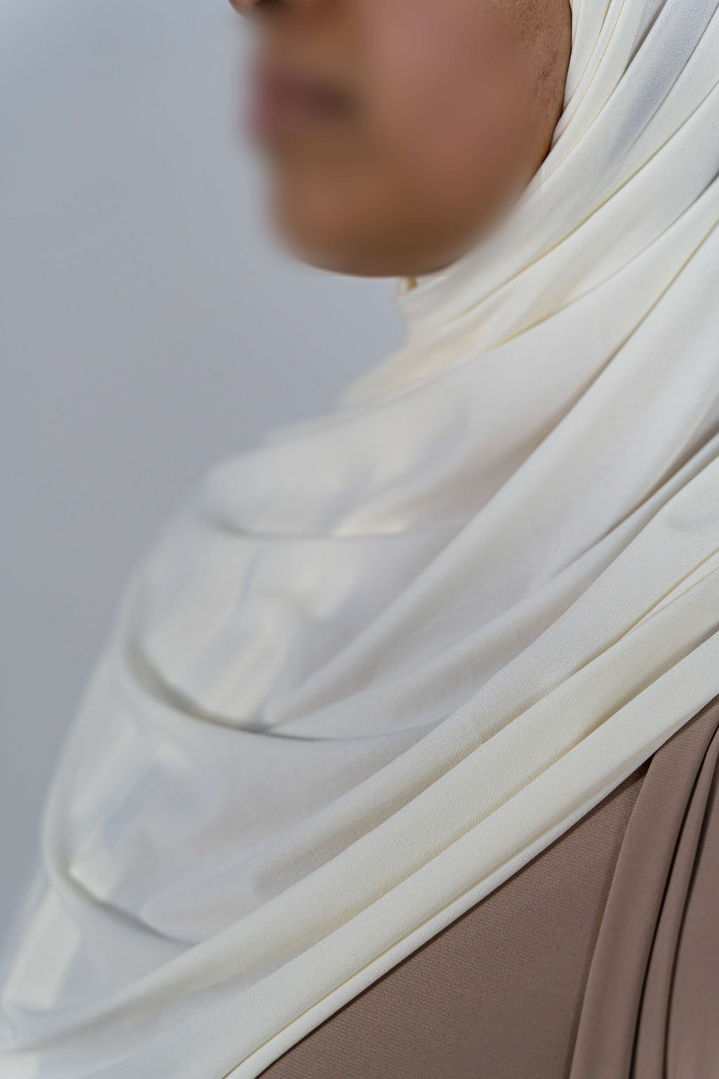 Premium Jersey Shawl (Creamy White)