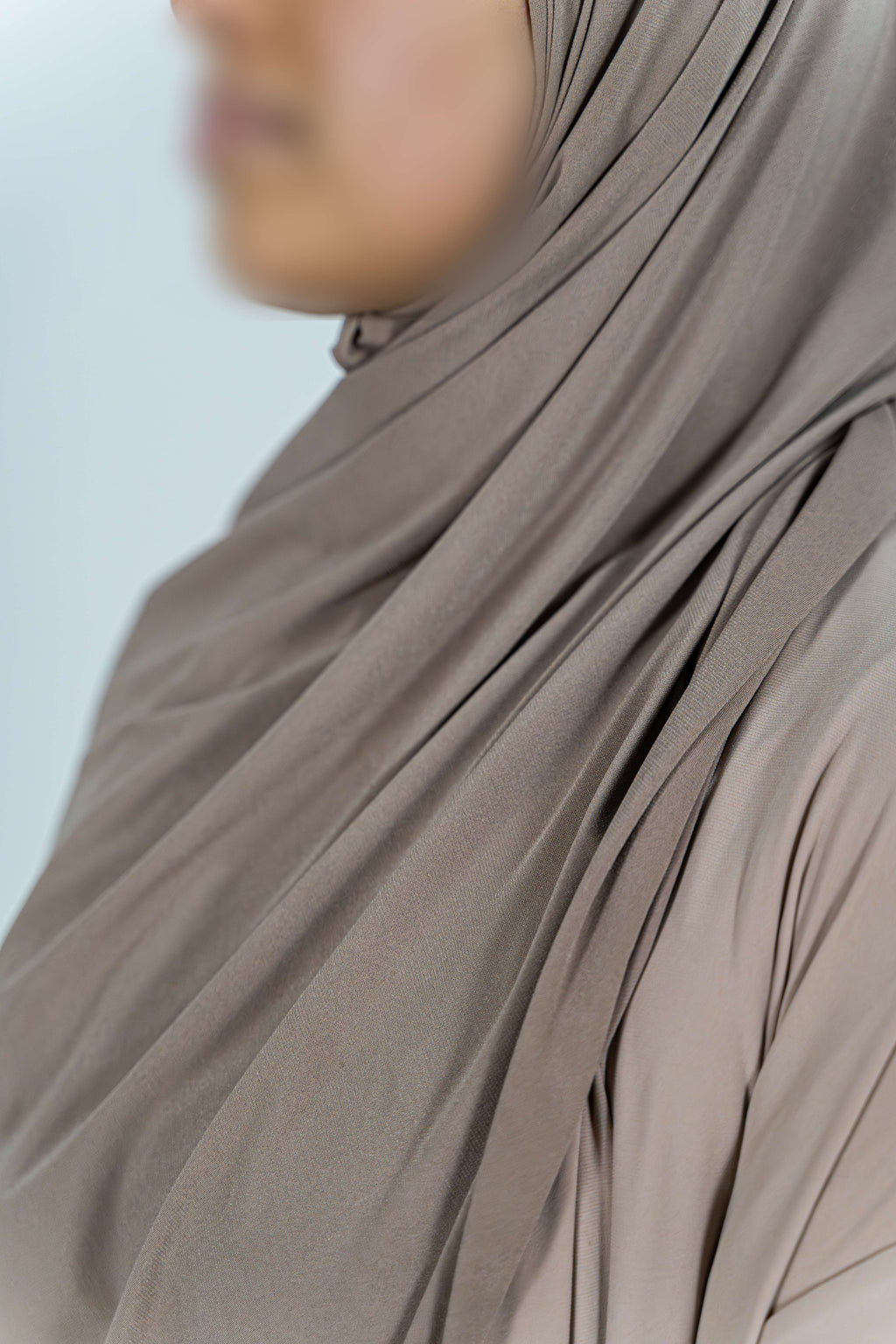 Premium Jersey Shawl (Earth Brown)
