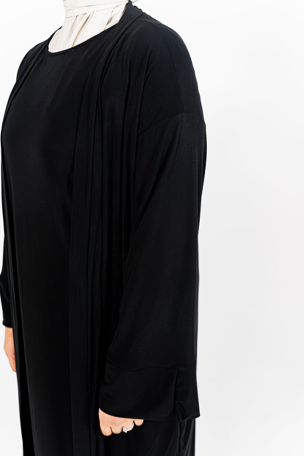 Essentials Abaya (Charcoal Black)