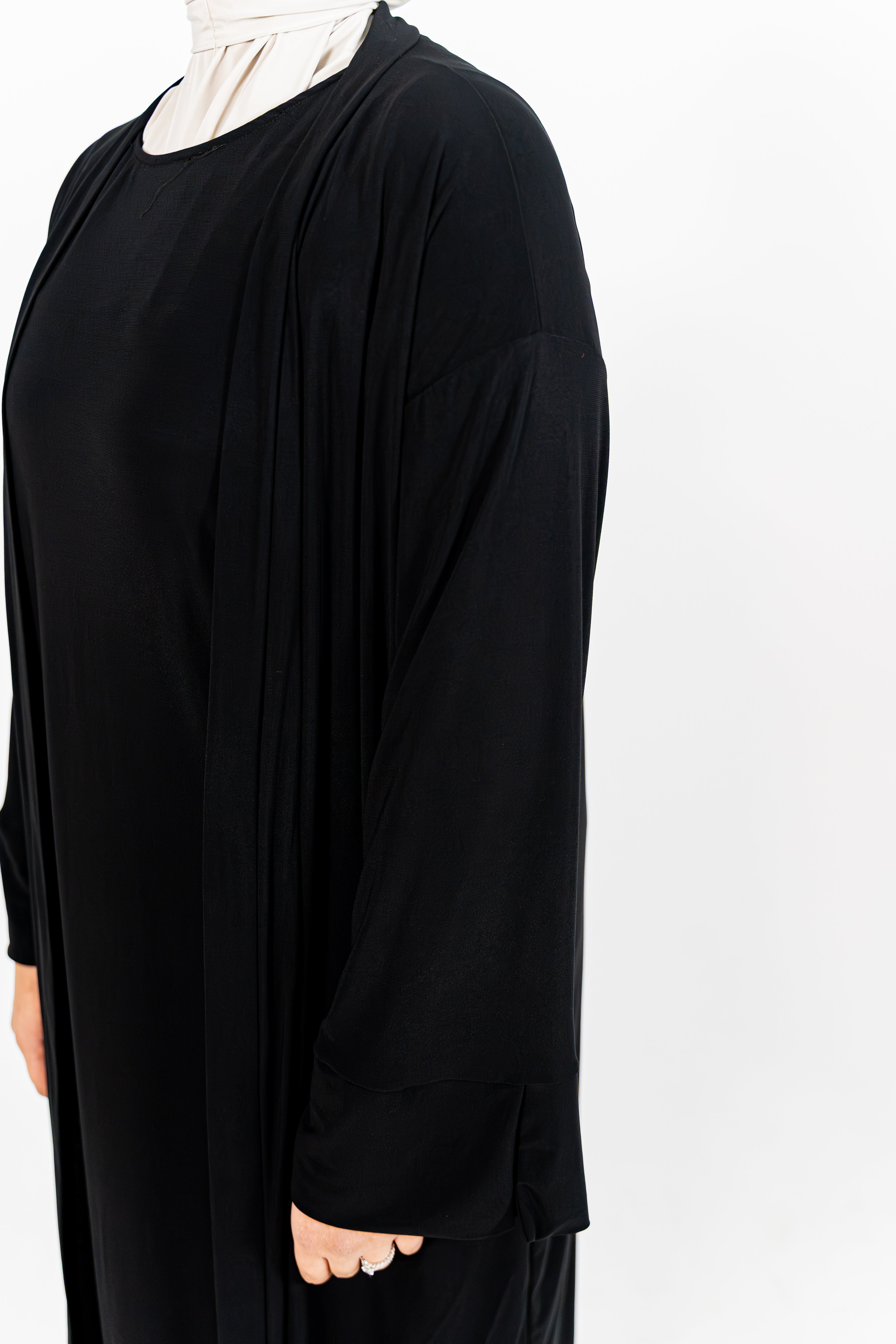 Essentials Abaya (Charcoal Black)