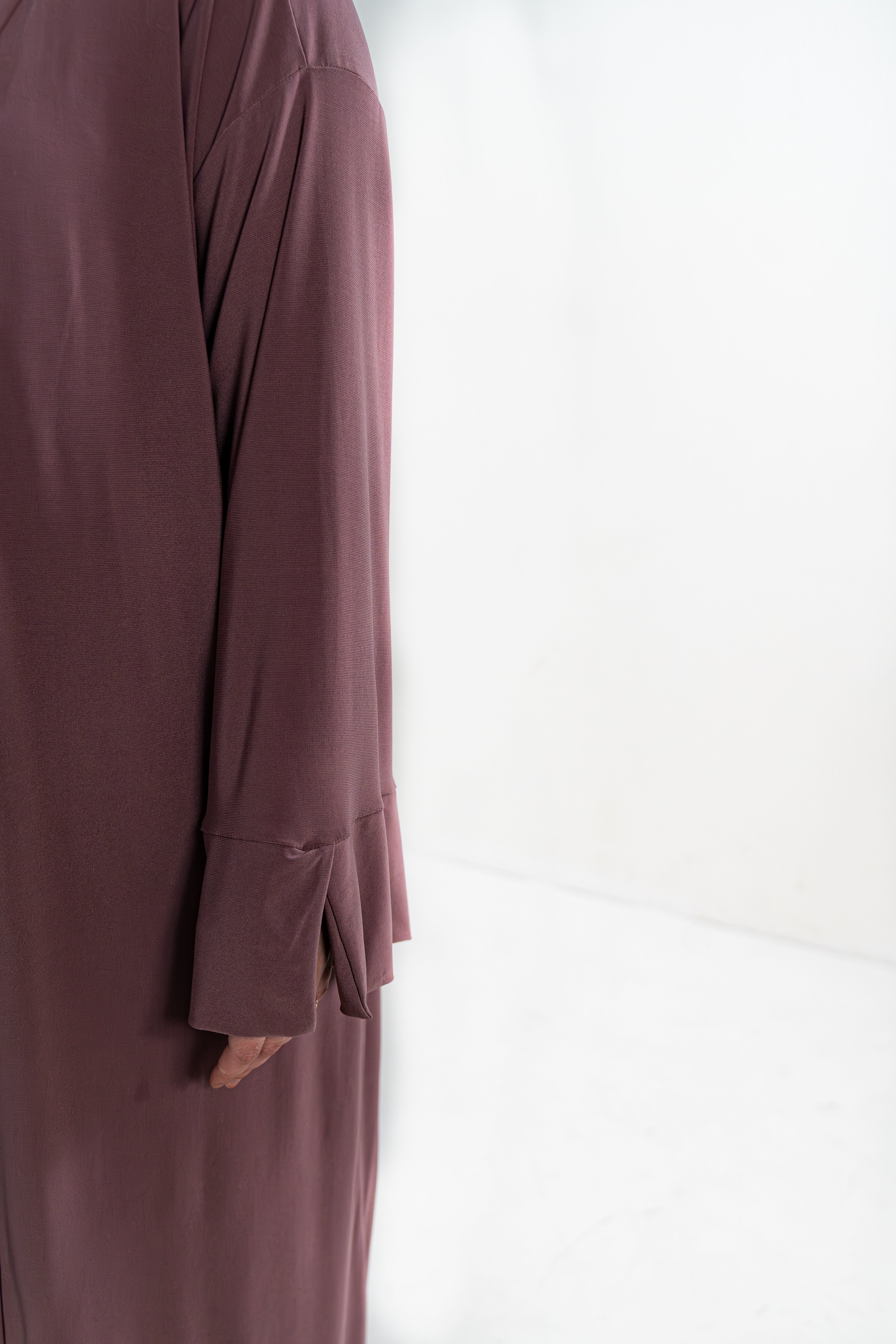 Essentials Abaya (Desert Rose)